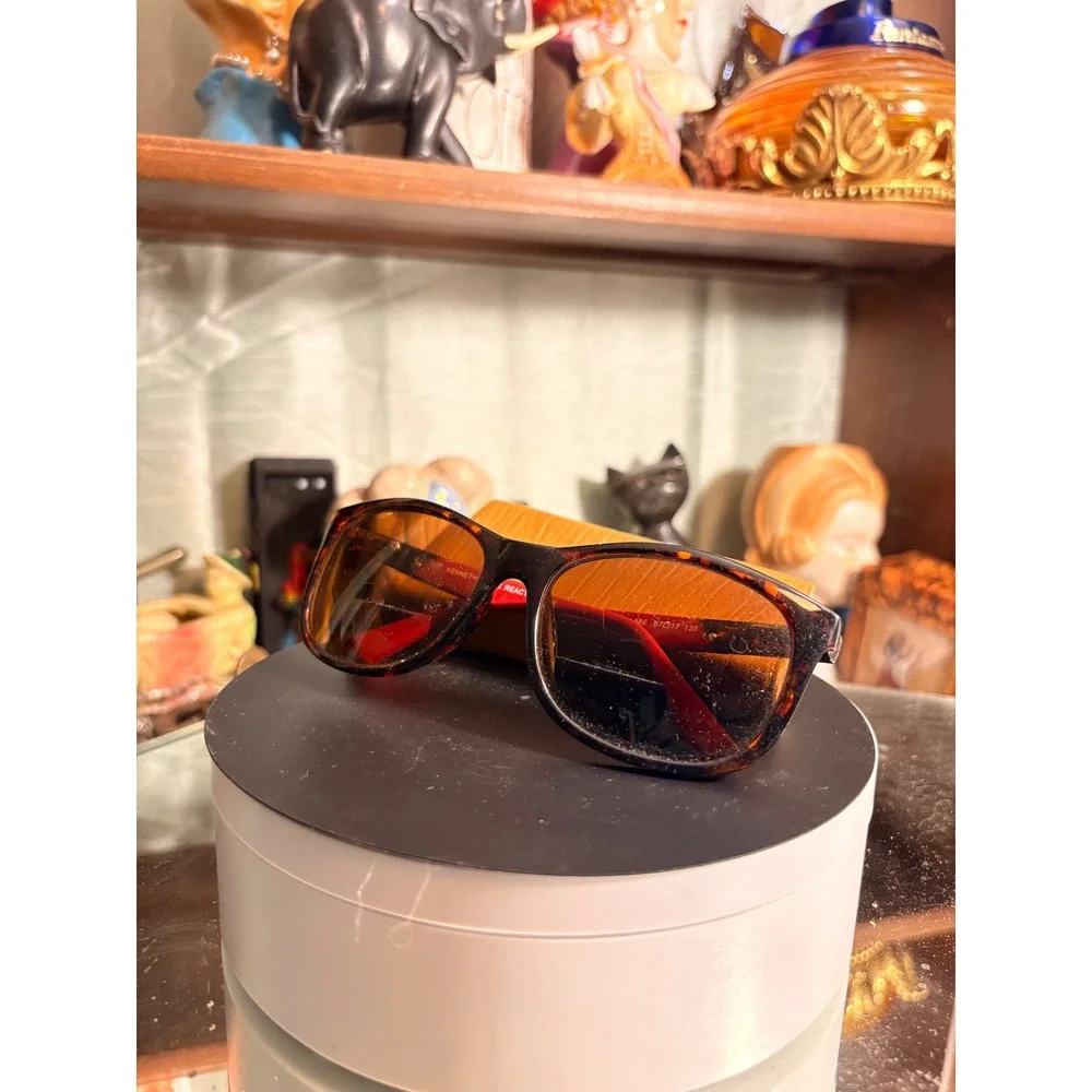 Kenneth Cole Reaction Sunglasses Tortoise Shell‎ Red 135 Rectangular Amber Lens